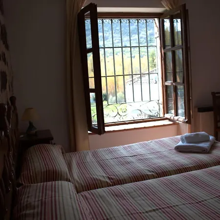 Country house La Bodega De Gredos Navaluenga