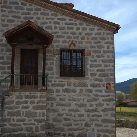 La Bodega De Gredos Country house Navaluenga